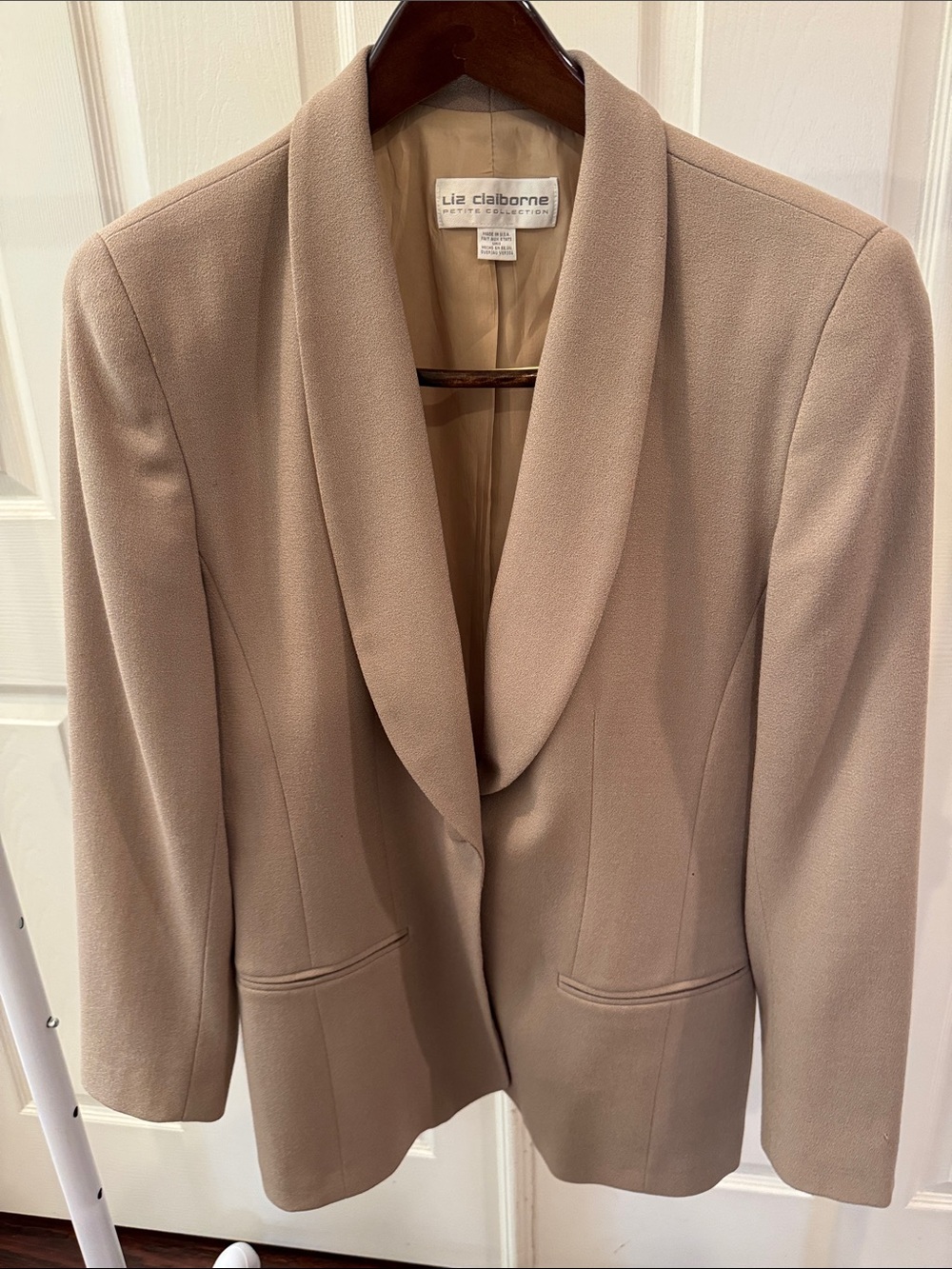 Liz Claiborne Beige Shawl Collar Blazer